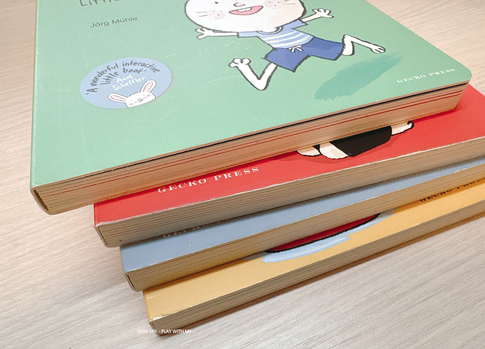 兒童英文啟蒙書單|2025 年度回顧一|感官互動與 STEAM 科普,18 本從自然觀察讀到冬日聖誕,啟發無限好奇心! - 第10張圖 兒童英文啟蒙書單|2025 年度回顧一|感官互動與 STEAM 科普,18 本從自然觀察讀到冬日聖誕,啟發無限好奇心!