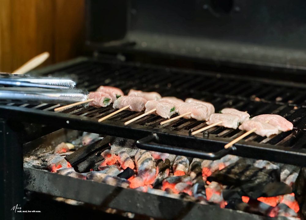 新竹五峰・巴奈築夢園｜告別昆蟲侵擾、木屋、獨享屋，與楓葉共舞的森林聚會（木屋住宿/露營）