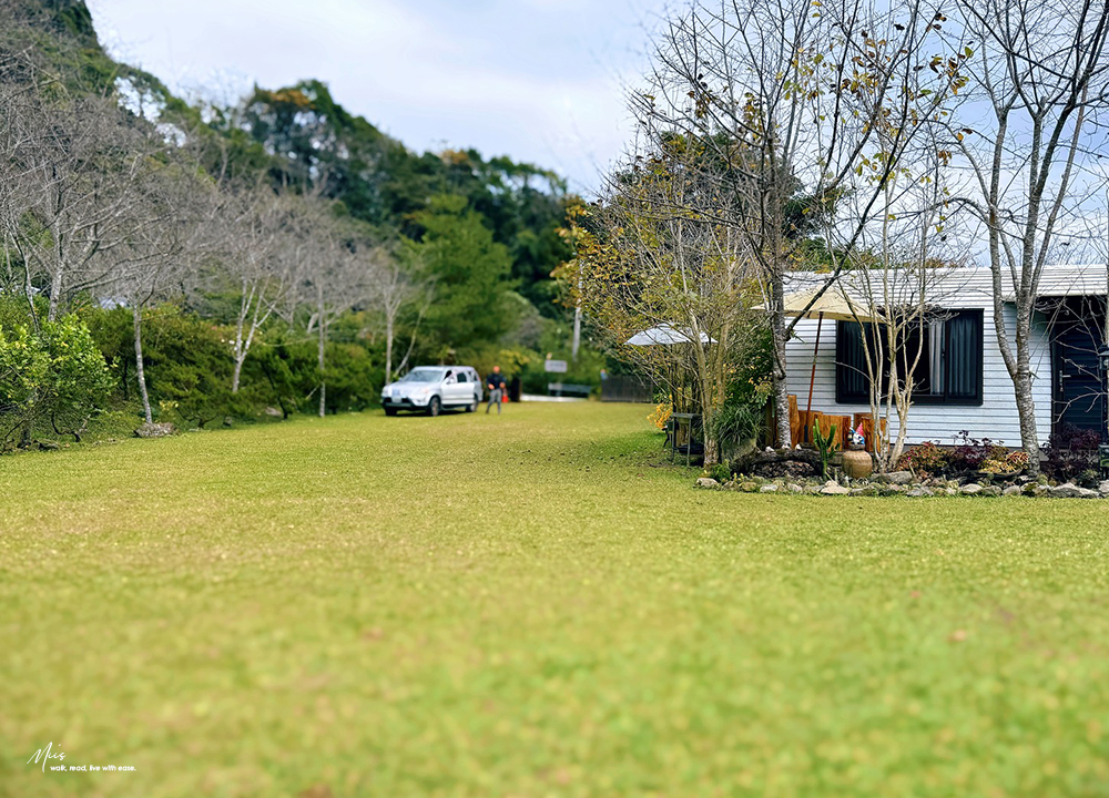 新竹五峰・巴奈築夢園｜告別昆蟲侵擾、木屋、獨享屋，與楓葉共舞的森林聚會（木屋住宿/露營）