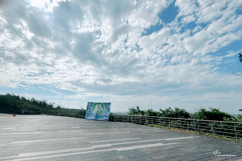 北海岸半日輕旅行|豹豹咖啡海邊館+麟山鼻步道散步.海景玻璃屋,看海看樹林的雙重治癒 - 第3張圖 北海岸半日輕旅行|豹豹咖啡海邊館+麟山鼻步道散步.海景玻璃屋,看海看樹林的雙重治癒