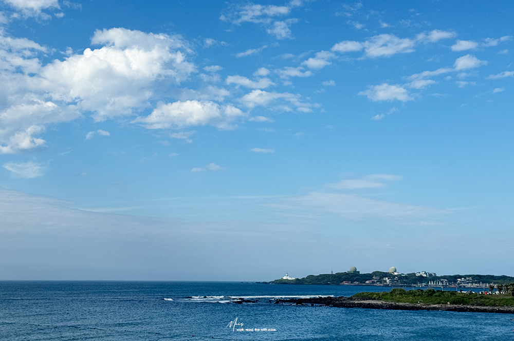北海岸半日輕旅行|豹豹咖啡海邊館+麟山鼻步道散步.海景玻璃屋,看海看樹林的雙重治癒 - 第1張圖 北海岸半日輕旅行|豹豹咖啡海邊館+麟山鼻步道散步.海景玻璃屋,看海看樹林的雙重治癒