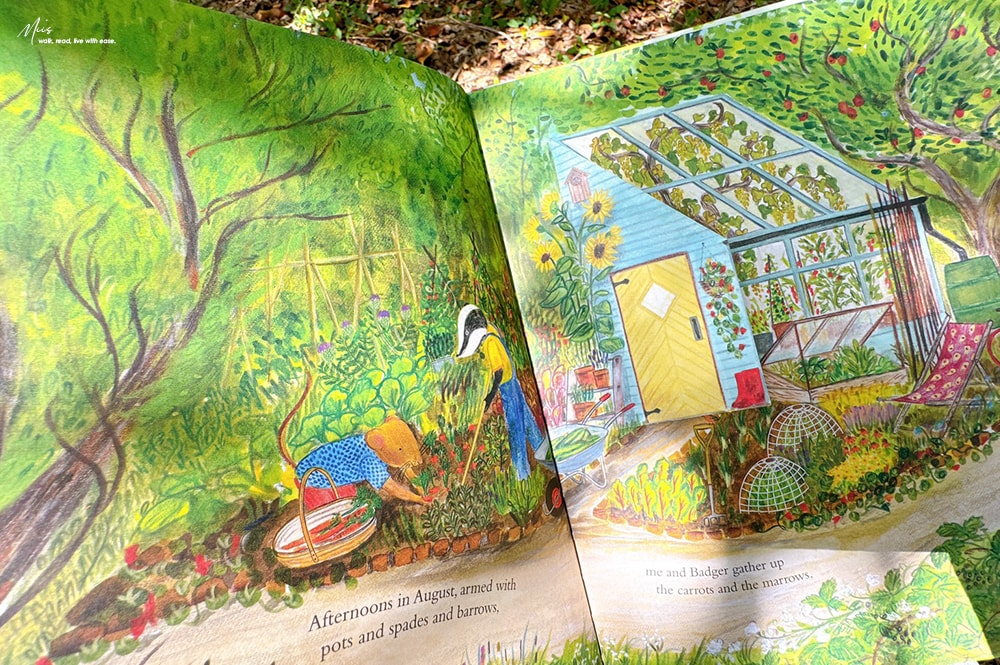 收藏級藝術繪本｜Mouse’s Wood 系列精緻鏤空翻頁，細膩畫筆勾勒四季更迭，與小老鼠展開一場橫跨森林、河流與海洋的自然探險！